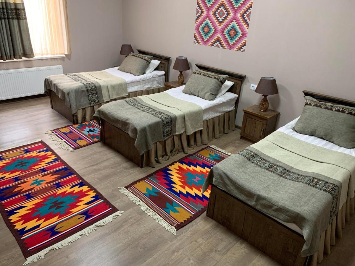 Hotel Al-Rajabiy Tashkent Esterno foto